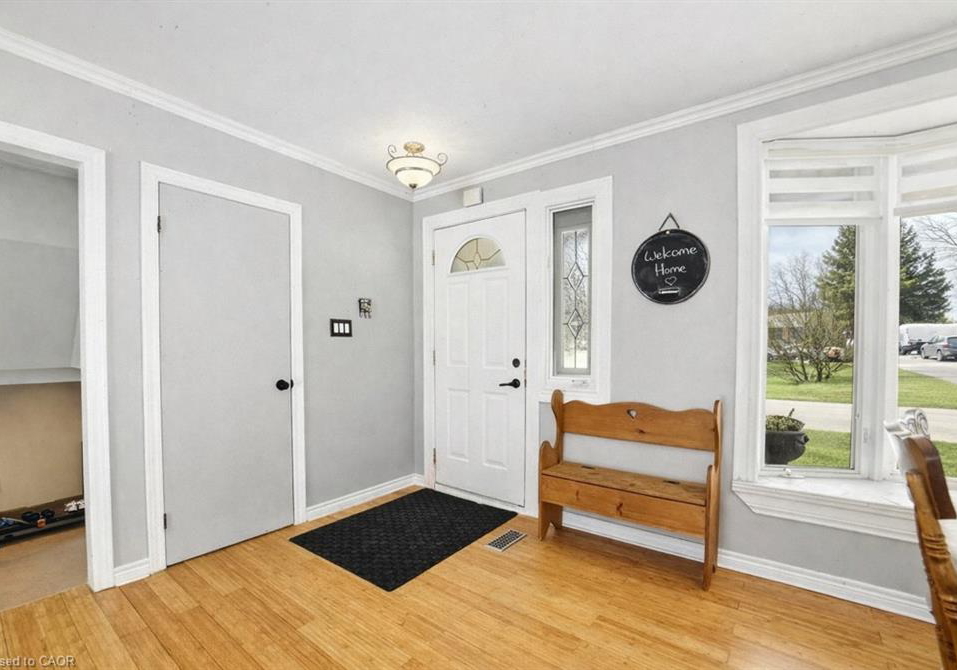 34-carey-street-waterdown-ontario-40801974
