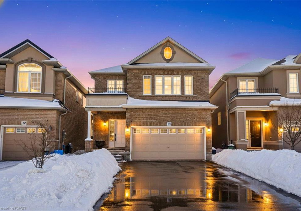 18-house-lane-ancaster-ontario-40802061