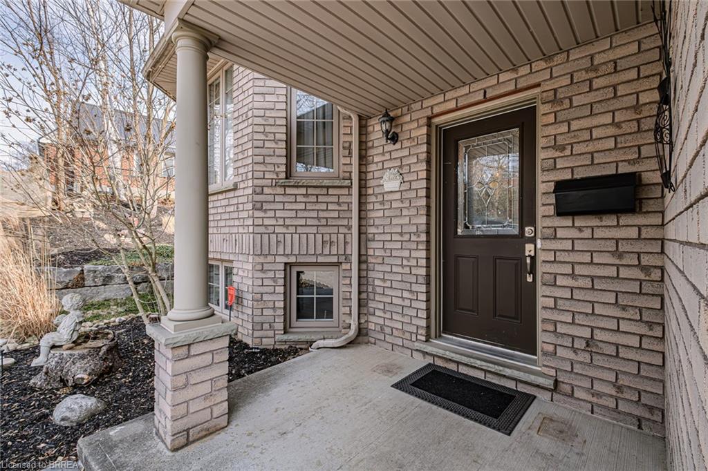 52-amelia-street-paris-ontario-40802077