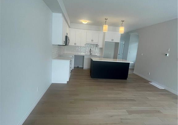 152-queensbrook-crescent-cambridge-ontario-40802123