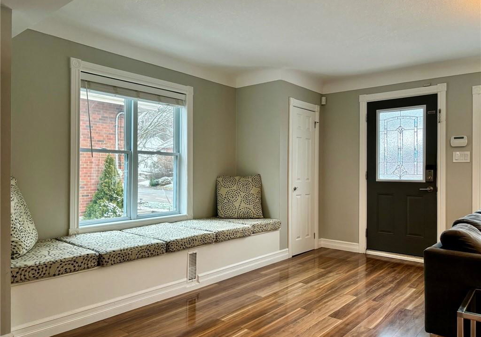 12-glenmorris-drive-dundas-ontario-40802145
