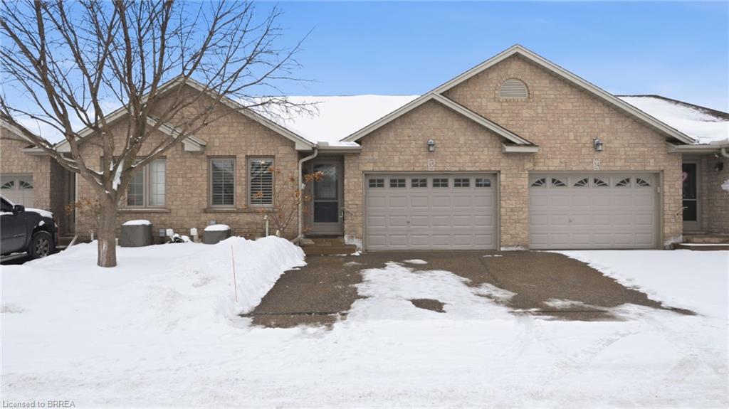 19-hanlon-place-paris-ontario-40802153
