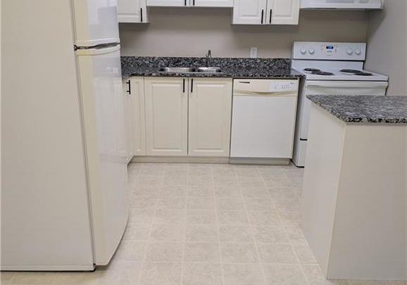 239-auburn-drive-waterloo-ontario-40802165