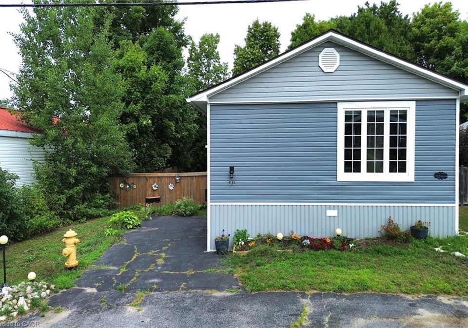 21-westhill-road-elliot-lake-ontario-40802175