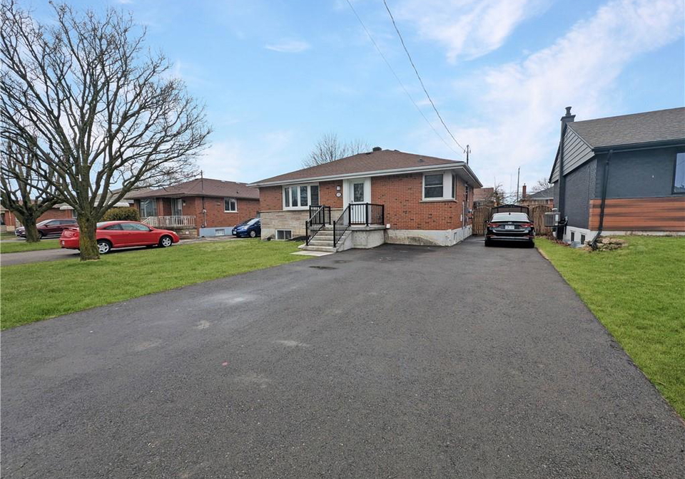 172-fernwood-crescent-hamilton-ontario-40802181