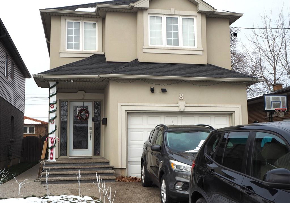 8-knowles-street-hamilton-ontario-40802215