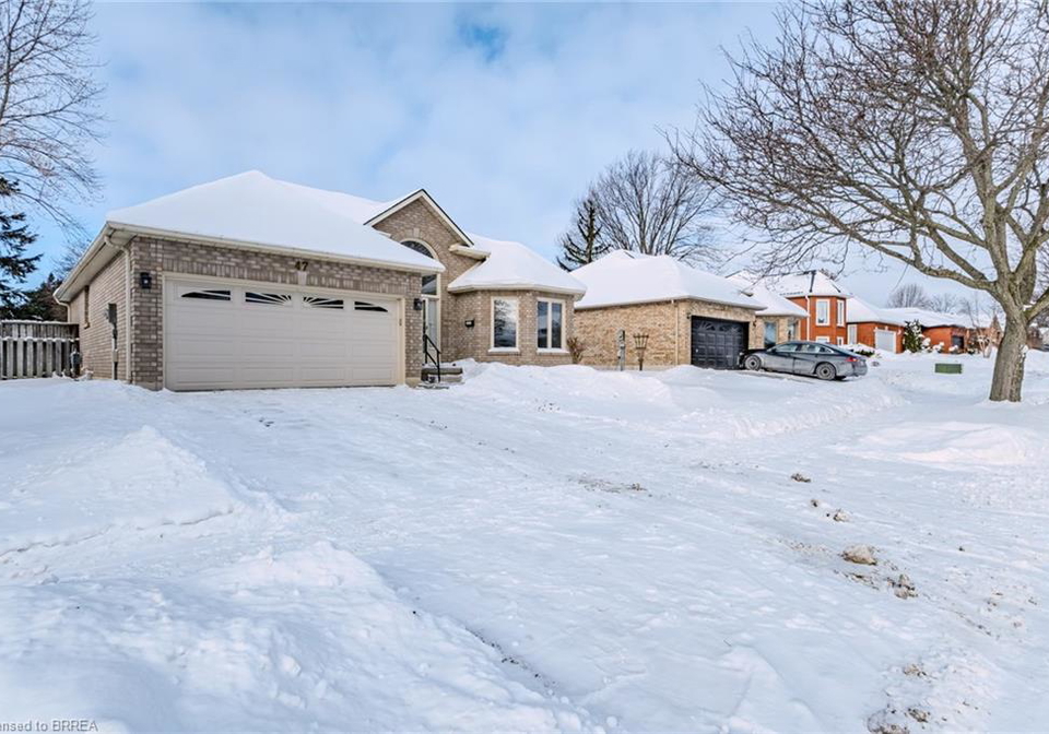 47-maplecrest-lane-brantford-ontario-40802221