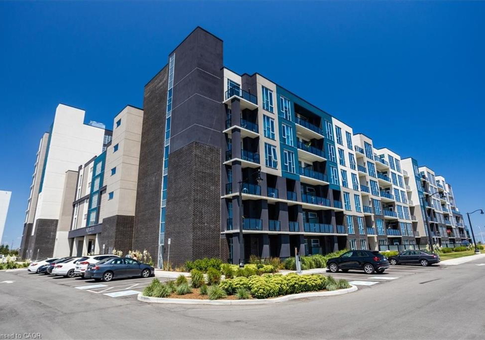 16-concord-place-grimsby-ontario-40802229