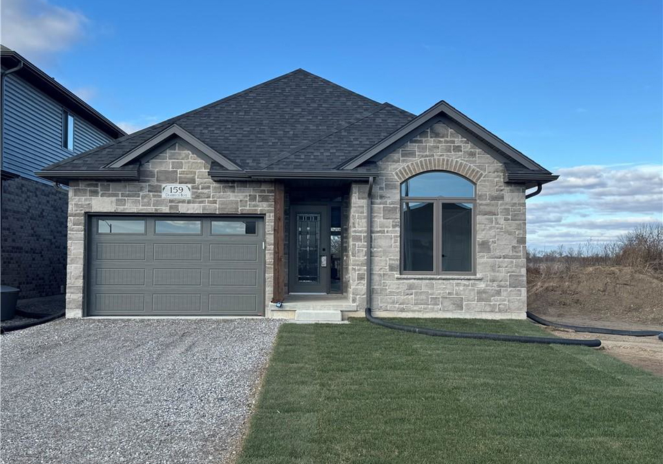 159-craddock-boulevard-jarvis-ontario-40802285