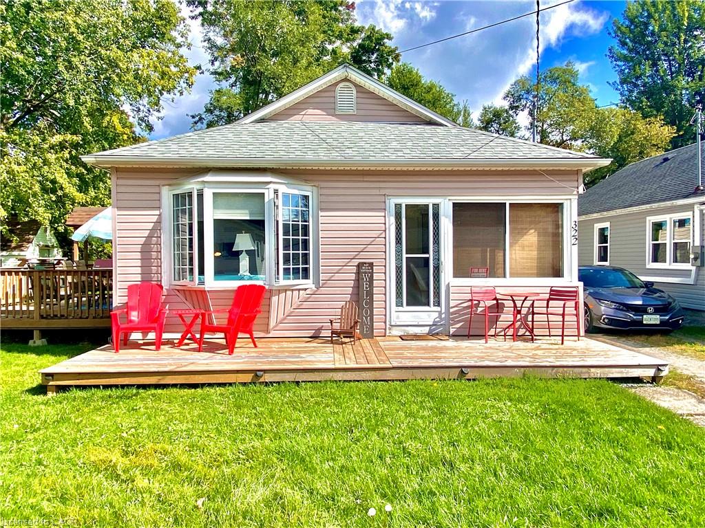 322-oxford-avenue-crystal-beach-ontario-40802288