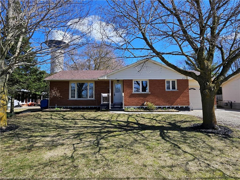 29-john-street-w-clifford-ontario-40802295