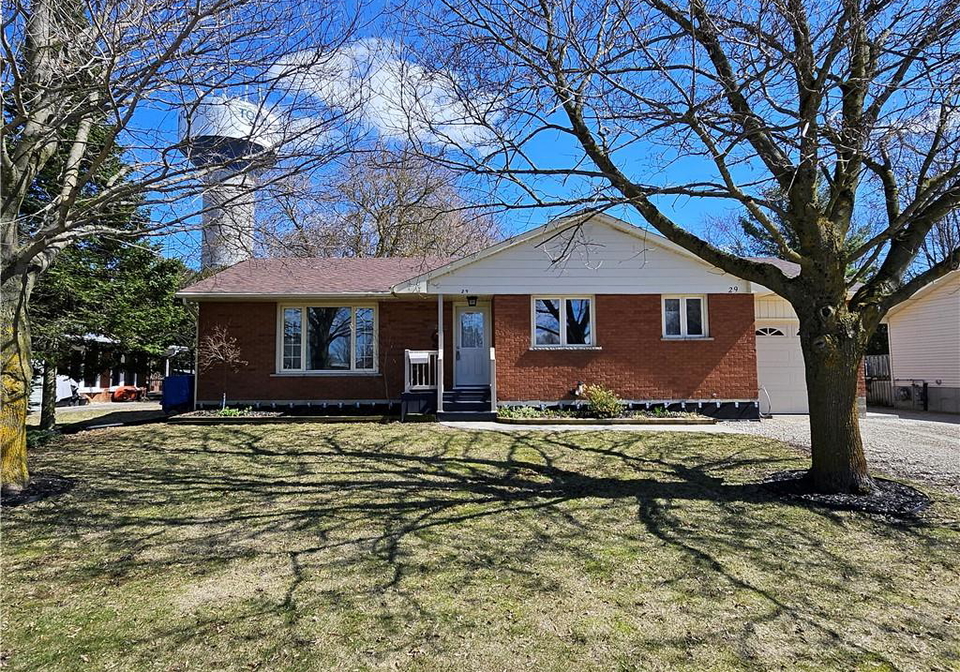 29-john-street-w-clifford-ontario-40802295