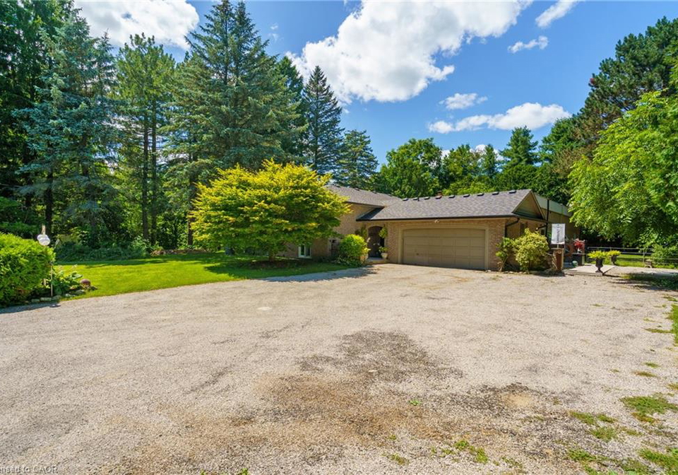 235-11th-concession-road-e-freelton-ontario-40802355