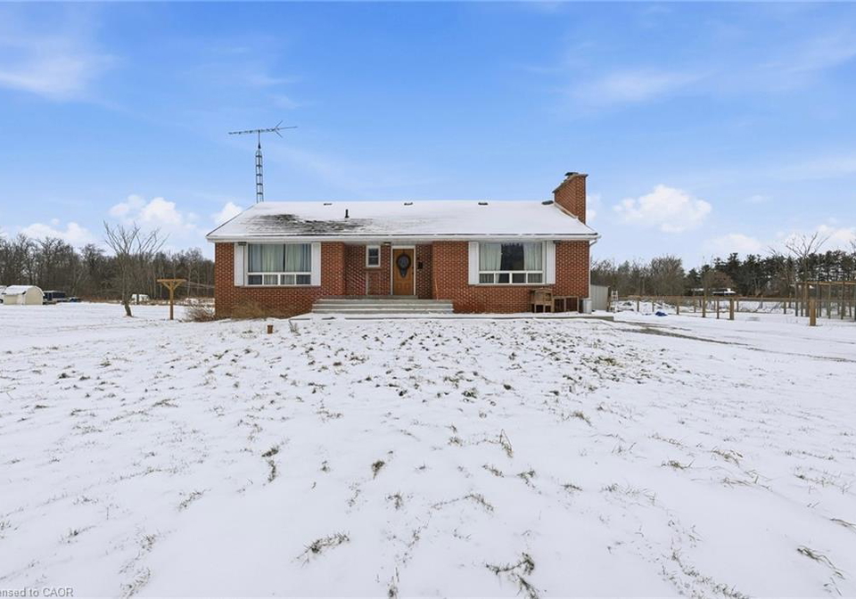 697-56-highway-york-ontario-40802365