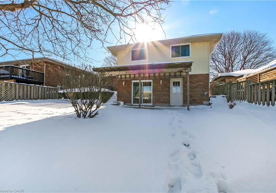 13-churchill-circle-simcoe-ontario-40802394