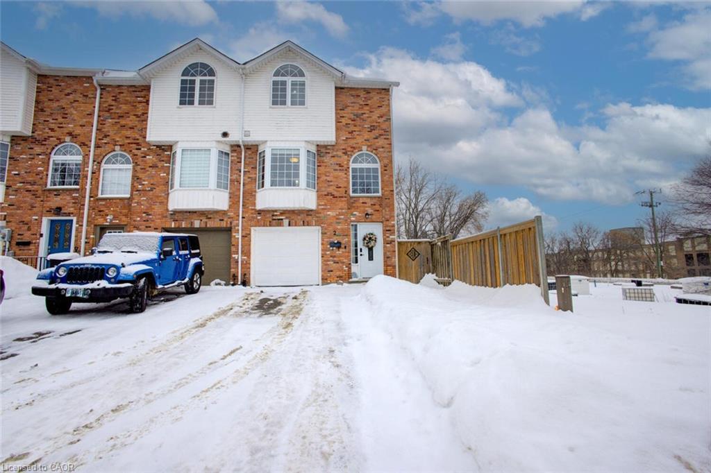 2-winston-boulevard-cambridge-ontario-40802415