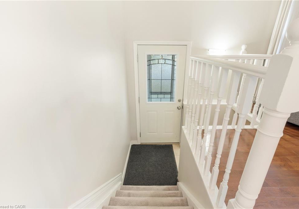 88-rand-street-stoney-creek-ontario-40802535