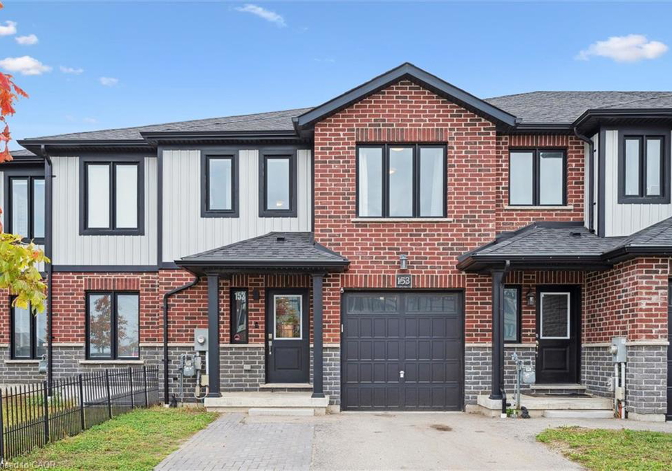 153-rochefort-street-kitchener-ontario-40802561