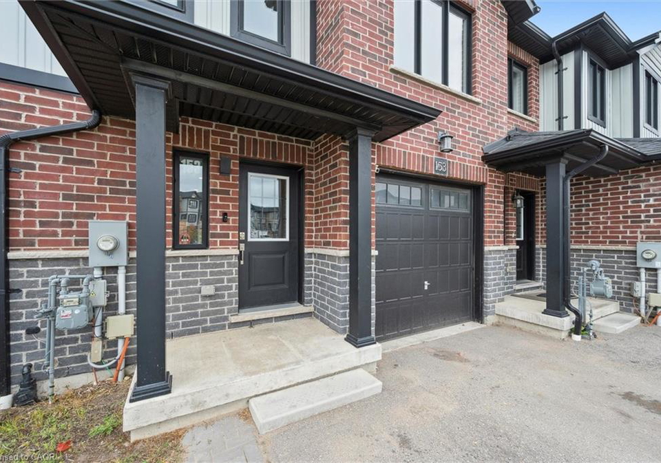 153-rochefort-street-kitchener-ontario-40802561