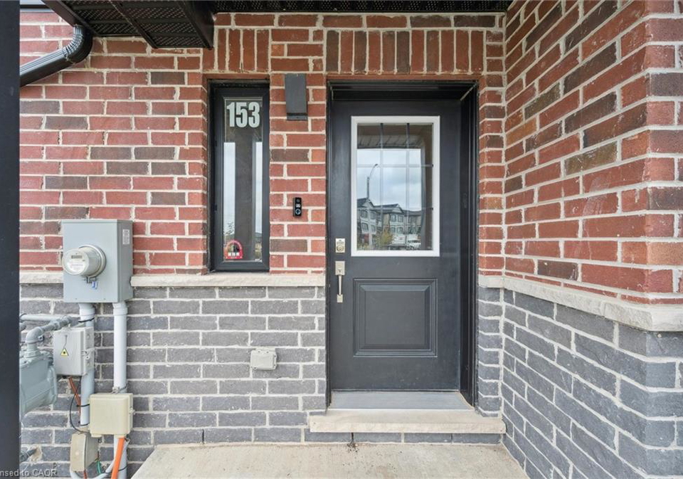 153-rochefort-street-kitchener-ontario-40802561