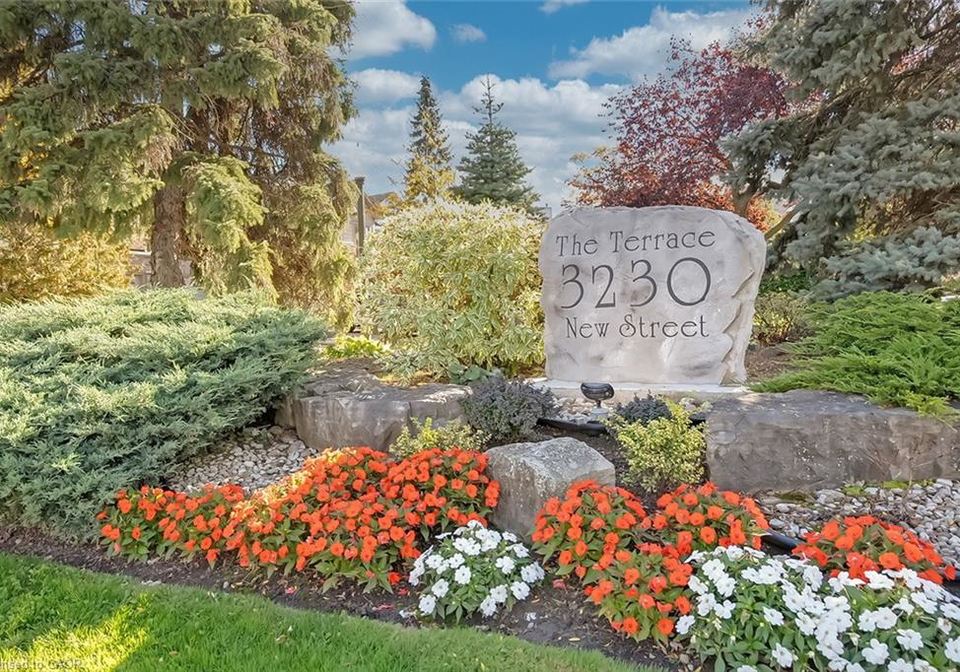 3230-new-street-burlington-ontario-40802575