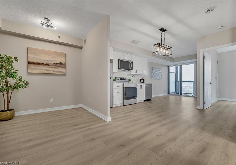 3210-dakota-common-burlington-ontario-40802636