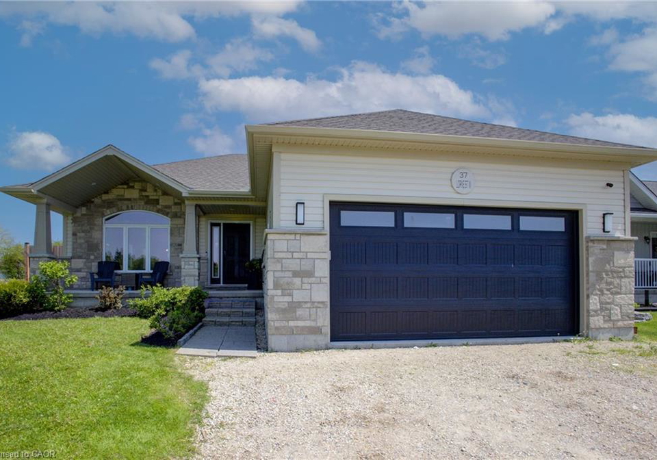 37-lorne-street-w-harriston-ontario-40802644