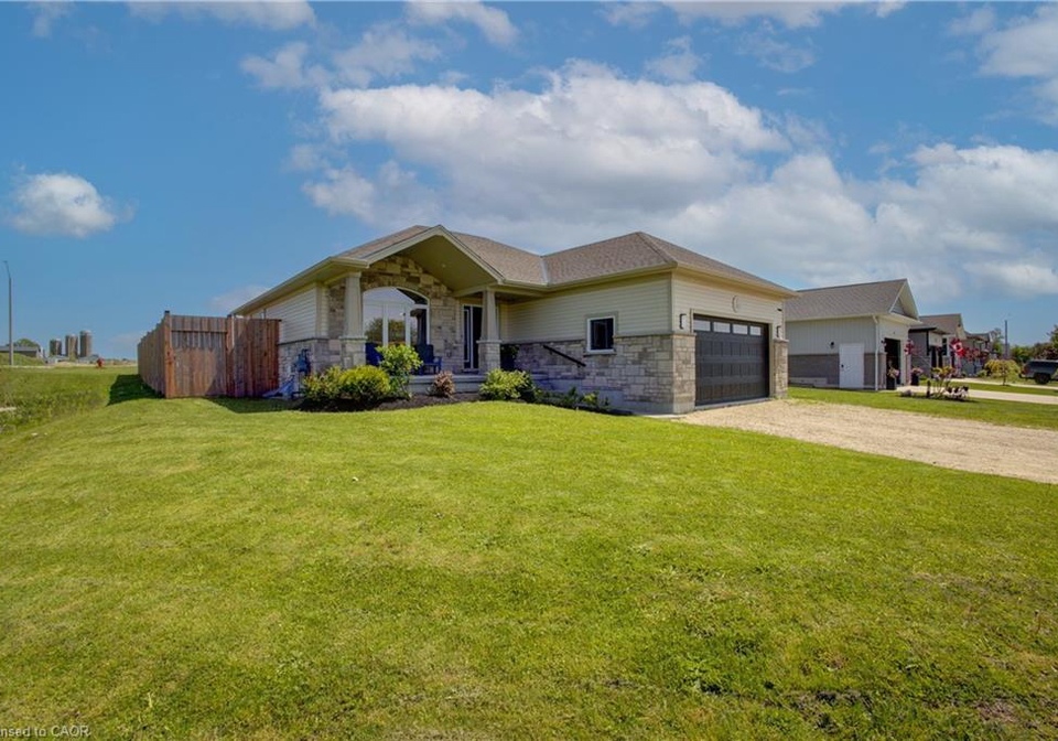 37-lorne-street-w-harriston-ontario-40802644