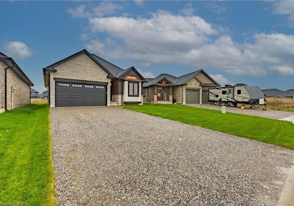 51-rogers-street-jarvis-ontario-40802662