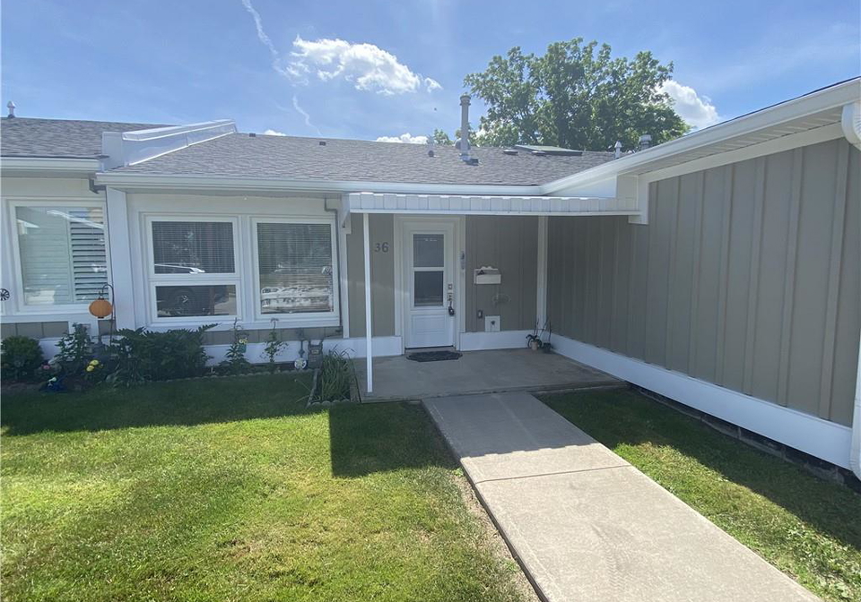 36-mckenna-court-hamilton-ontario-40802682