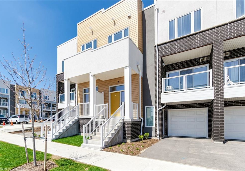 5-wellness-avenue-kitchener-ontario-40802705