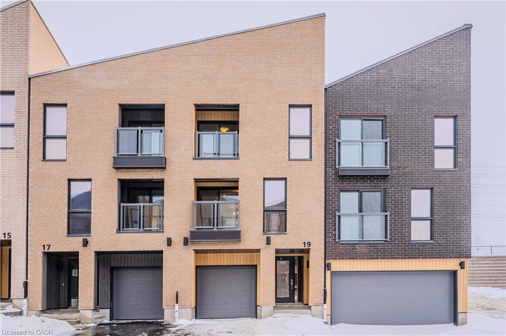 19-urbane-boulevard-kitchener-ontario-40802805
