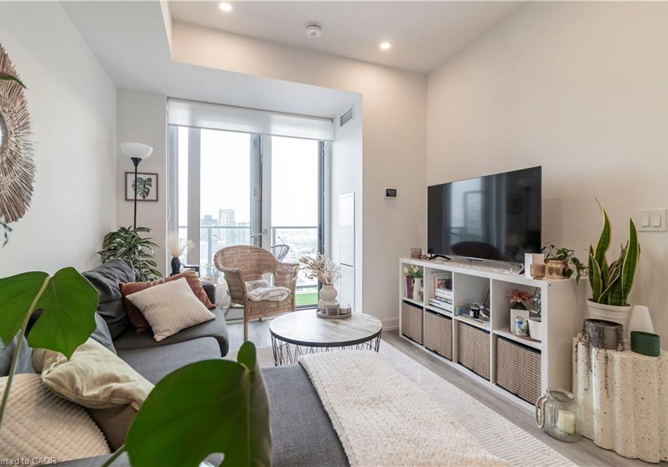5-wellington-street-s-kitchener-ontario-40802819