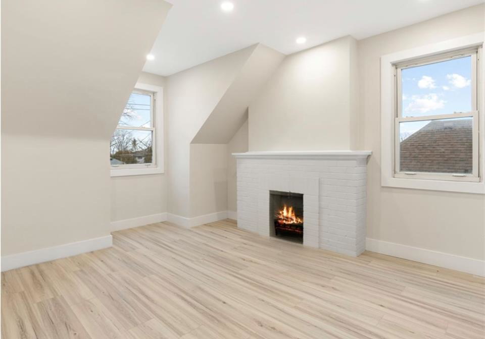 264-thayer-avenue-hamilton-ontario-40802846