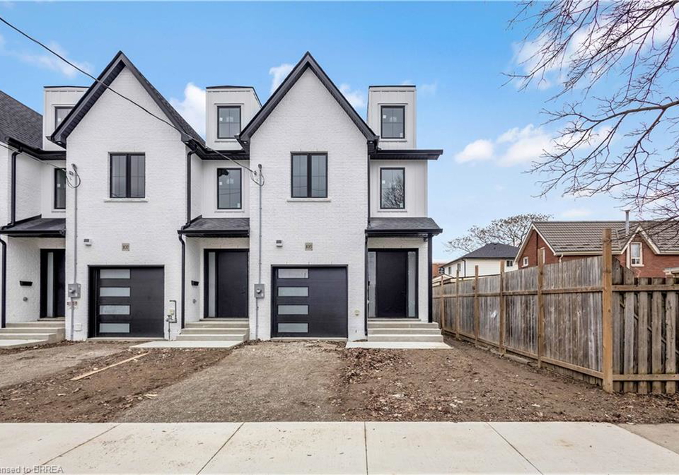 105-winniett-street-brantford-ontario-40802911