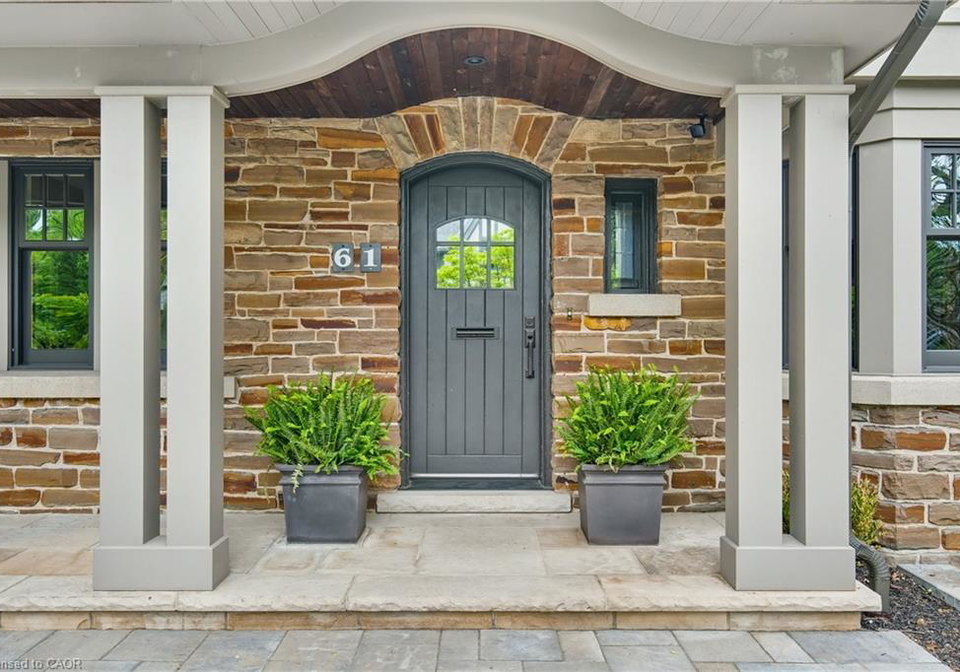 61-oak-knoll-drive-hamilton-ontario-40802940