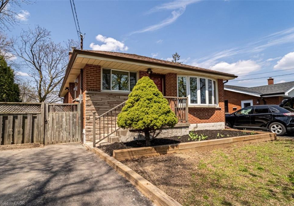 146-welbourn-street-hamilton-ontario-40802964