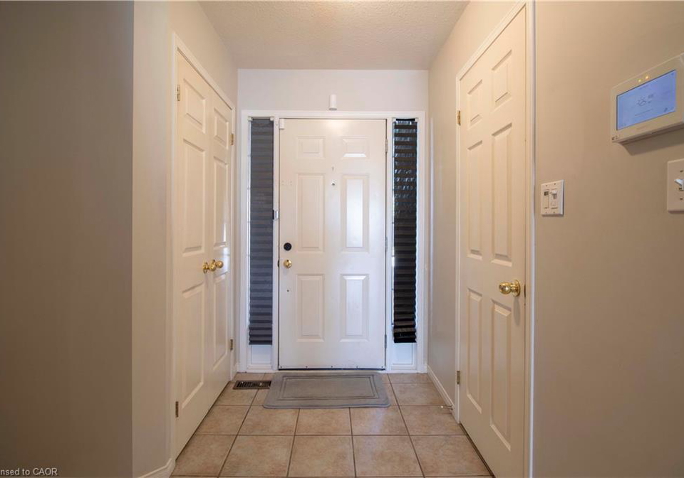 26-kendrick-court-ancaster-ontario-40803005