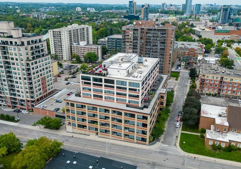 112-benton-street-kitchener-ontario-40803095