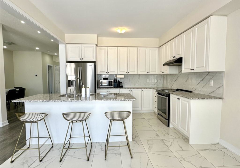 189-lilac-circle-caledonia-ontario-40803147