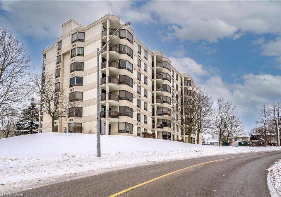 688-preston-parkway-cambridge-ontario-40803178