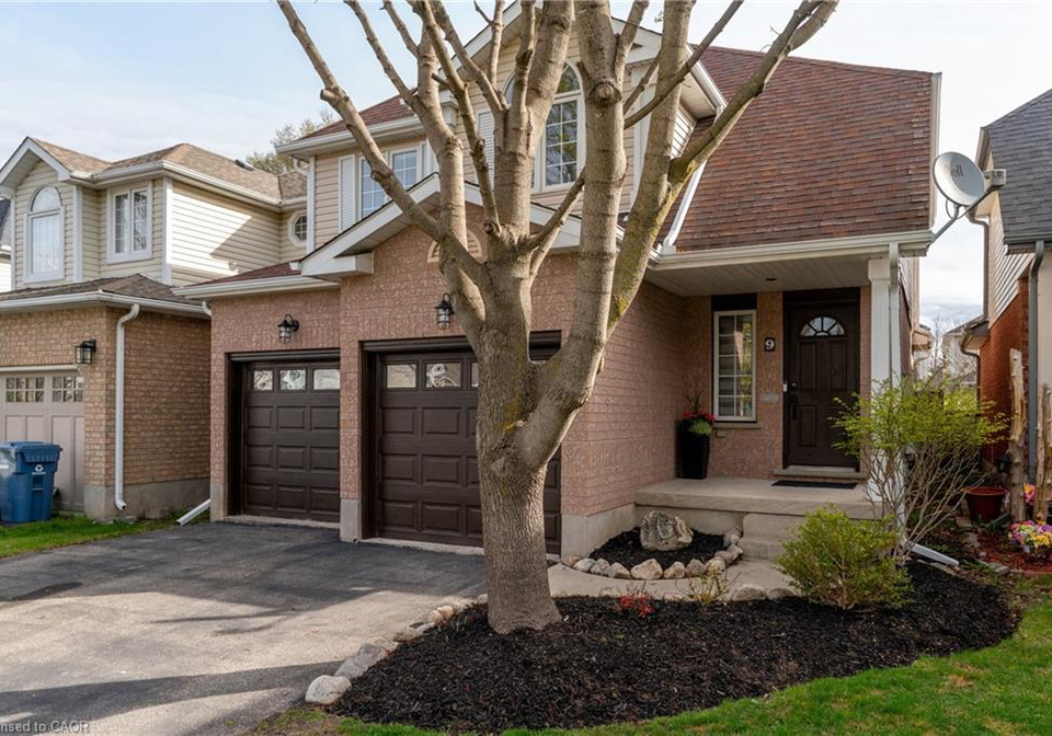 9-gaw-crescent-guelph-ontario-40803238