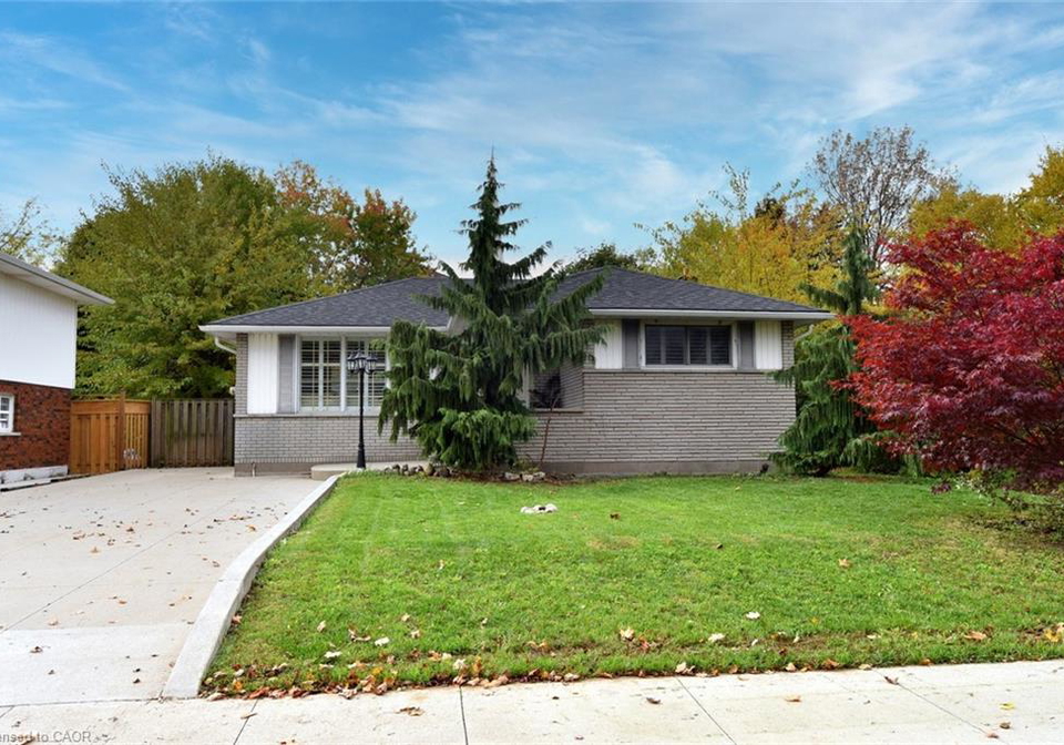 130-delmar-drive-hamilton-ontario-40803291