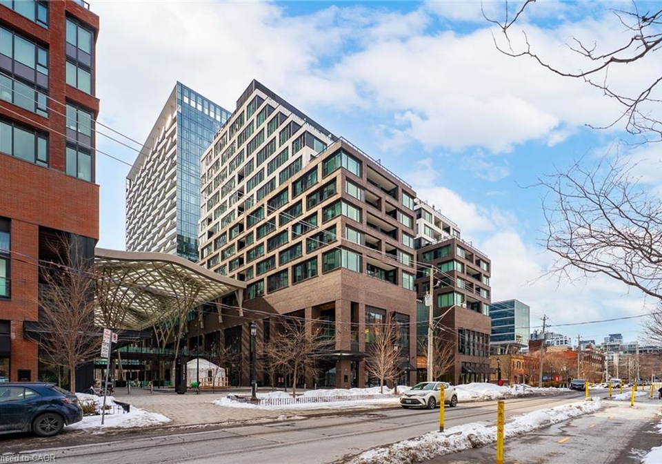 455-wellington-street-w-toronto-ontario-40803300