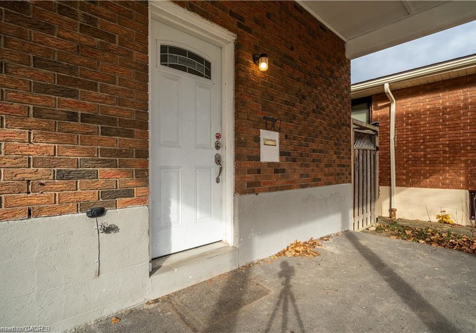 98-lynbrook-drive-hamilton-ontario-40803373