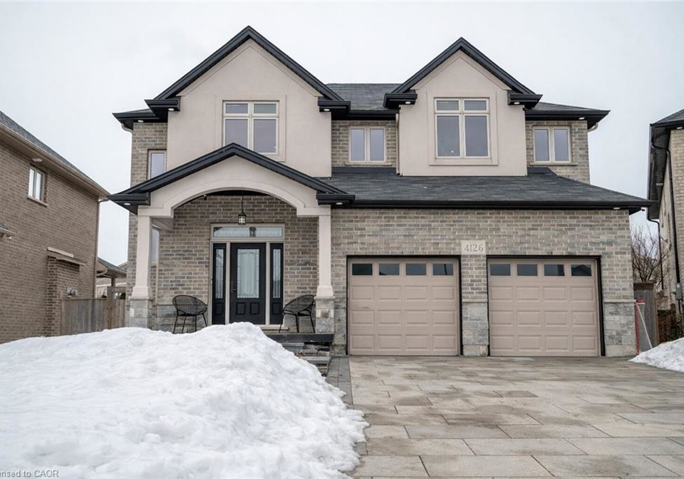 4126-prokich-court-beamsville-ontario-40803388