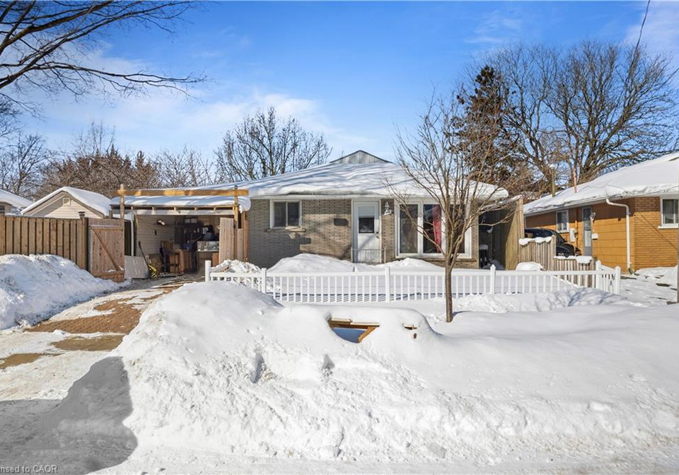 52-ruby-street-kitchener-ontario-40803438