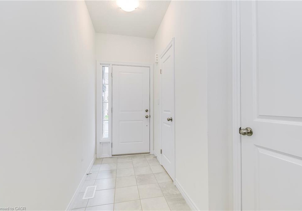 33-beasley-grove-ancaster-ontario-40803458