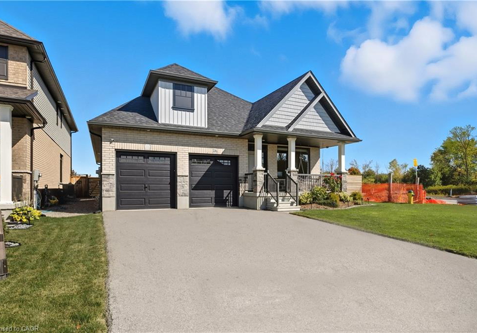 106-cutting-drive-elora-ontario-40803474
