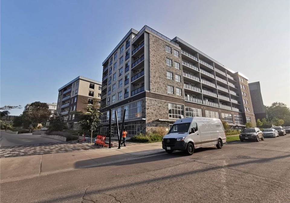 275-larch-street-waterloo-ontario-40803498